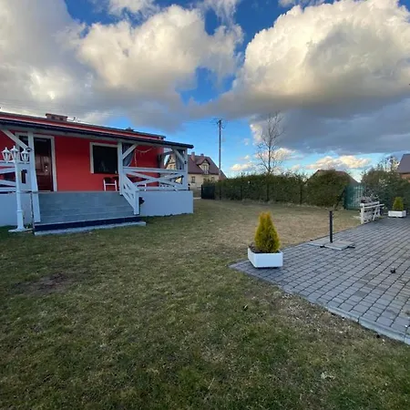 Hotel Czerwony Domek Na Mazurach Nad Jeziorem - *